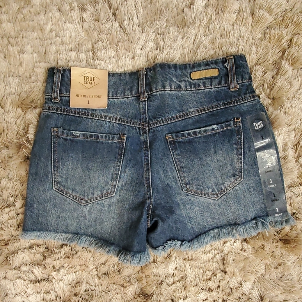 Shorts - Picture 2 of 2